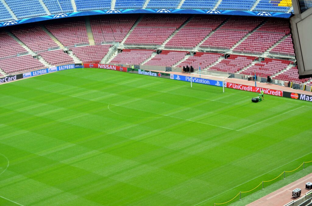 THE WORLD’S STRONGEST NATIONAL LEAGUE 2014 1 camp nou