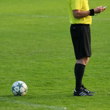 Keine Schiri-Fehler mehr im Fußball dank VAR